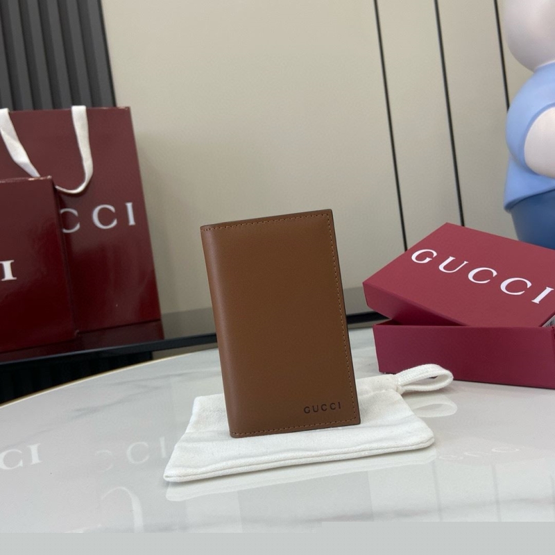 G*u*i wallets & purse